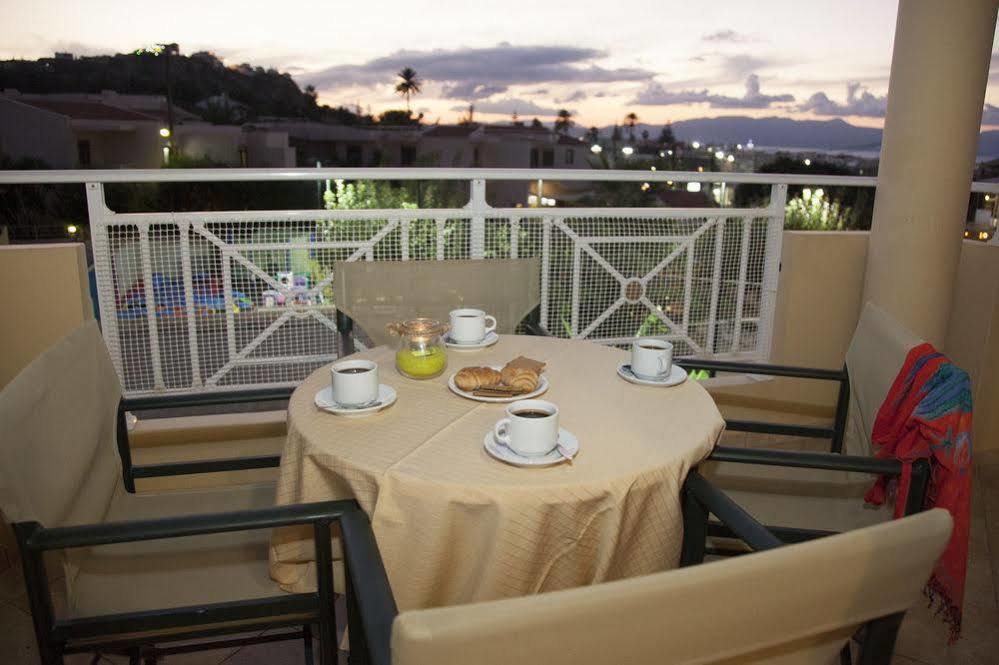 Blue Sky Apartman Ajía Marína Kültér fotó